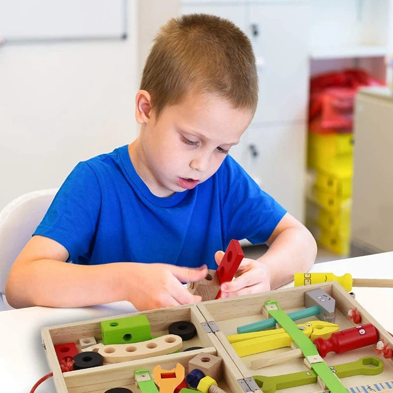 Brinquedo Montessori - Caixa de Ferramentas de Madeira